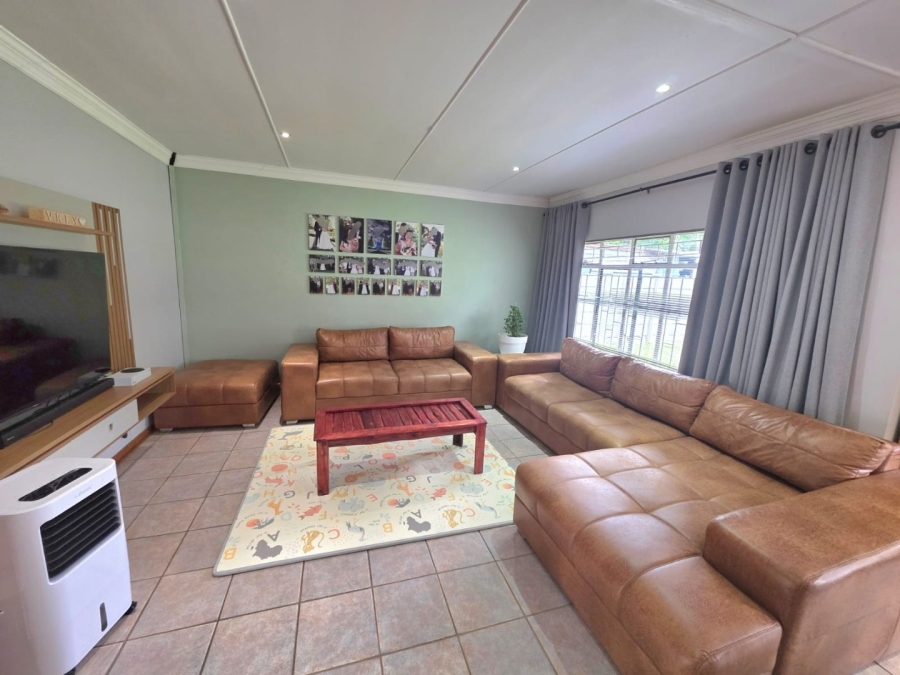 3 Bedroom Property for Sale in Eureka Free State